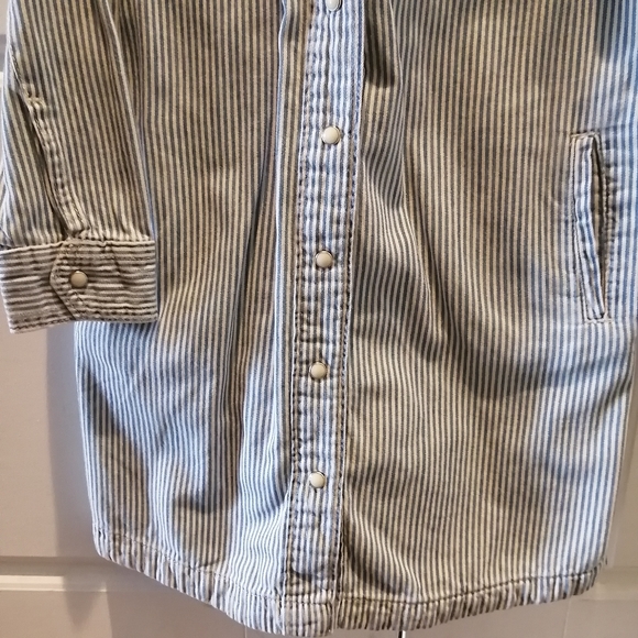 Gymboree Oversized Denim Shirt - Picture 7 of 7